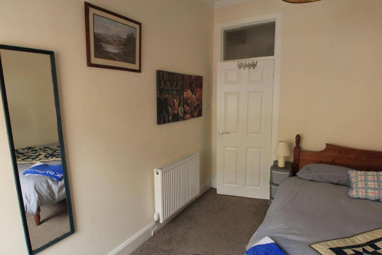 Entire Apartment In エディンバラ エクステリア 写真